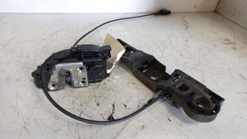 Serrure Arriere Droit Renault Clio 3 Phase 1 8200299161