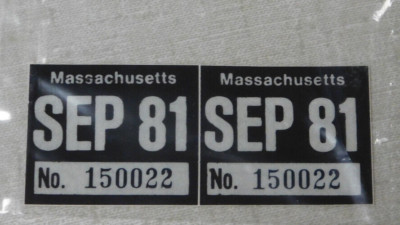 1981 Massachusetts passenger car license plate sticker pair