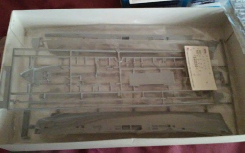 HMS Ark Royal Gulf War 1991 Dragon 1/700 Model New