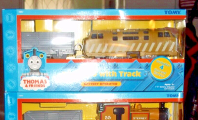 TOMY THOMAS AND FRIENDS DIESEL 10 WITH TRACK BATTERY OPERATED 4 CURVED TRACKS