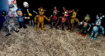 Five Nights At Freddy s Action Figures, 7  Tall Lot Extremely rare