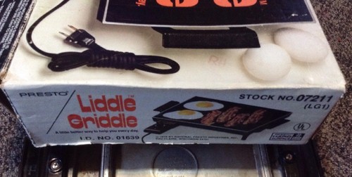 Vintage 70s Presto Liddle Griddle 8.5x10.5