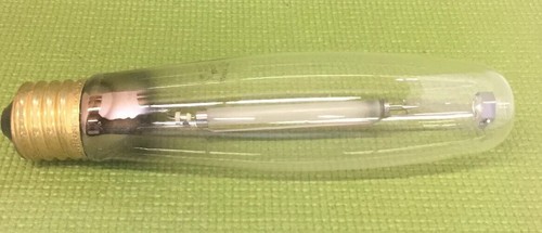 New GE  LU400 Lucalox Lamp Clear 250 Watt High Pressure Sodium Bulb (B16)