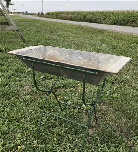 Vintage Galvanized Zinc Baby Bath Tub with Stand Bath Tub Planter Farmhouse Sink