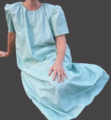 Ladies Plus Nightgown Prairie green white cotton print 1X 22 24 gown full long