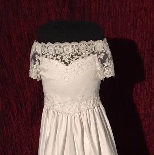 Sweet Kids  White gown dress sz 16 First Communion Or Confirmation