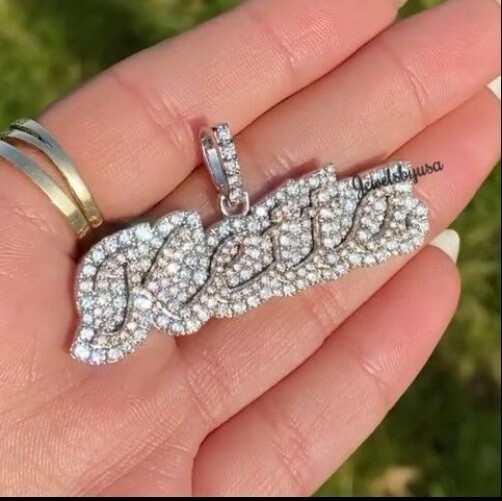 Pre-owned Nsg Customized Name Plate In Cursive Pendant 2.82ct Natural Moissanite 925 Silver In White