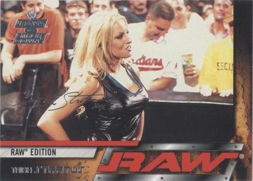 2002 Fleer WWE RAW vs SmackDown! - Trish Stratus #47