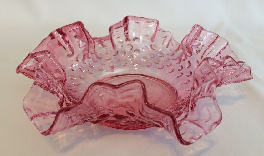 Antique Ruffled Pink With Dots Glass Bowl 6.25