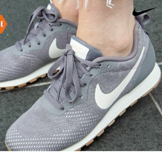 Nike Women's MD Runner 2 ENG Mesh Shoe Trainers 916797 006