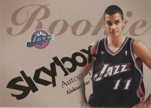2003-04 Skybox Autographics - Sasha Pavlovic #57