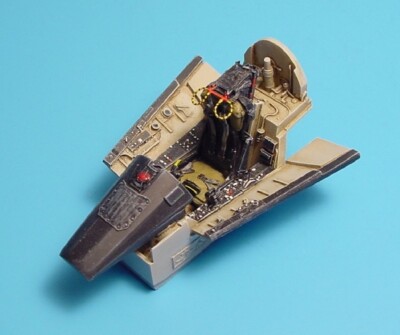 AIRES 4204 F-8J CRUSADER COCKPIT SET Scale 1/48
