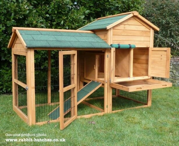 6ft luxury large rabbit hutch**reduced** in South Shields, Tyne and