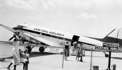 Central Airlines Douglas DC-3 ((8.5''x11'')) Print