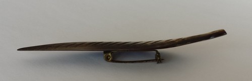 Vintage Carving in Bone, Leaf, Pin