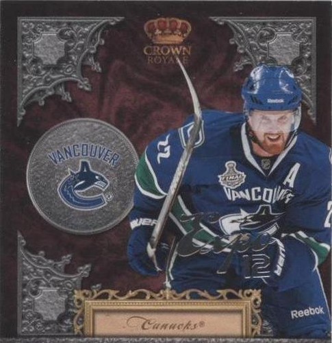2011-12 Panini Crown Royale - Daniel Sedin #18
