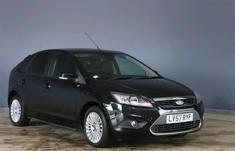 Ford focus 2 hatchback