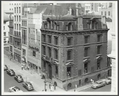 Photo:Jay and Helen Gould,579 Fifth Avenue,5th Ave.  1952