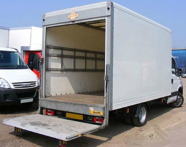 HOUSE/OFFICE REMOVALS MAN LUTON VAN MOVING HIRE DUMP/RUBBISH WASTE