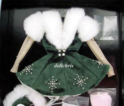 2005 Gene Doll Radio City Music Hall Rockettes Jingle Belle Outfit + RARE Signed