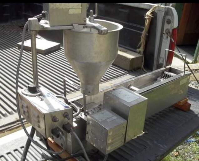 Dinky donut machine , Lil orbits, donut machine in Portrush, County