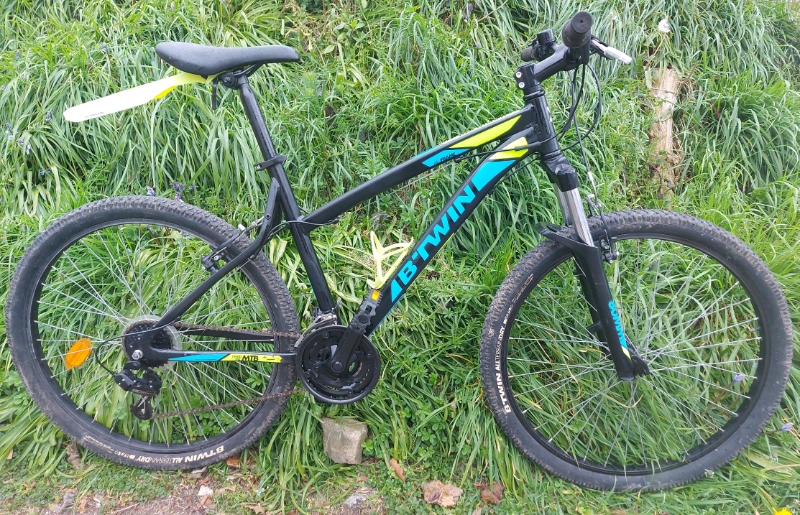 btwin rockrider 340 frame size