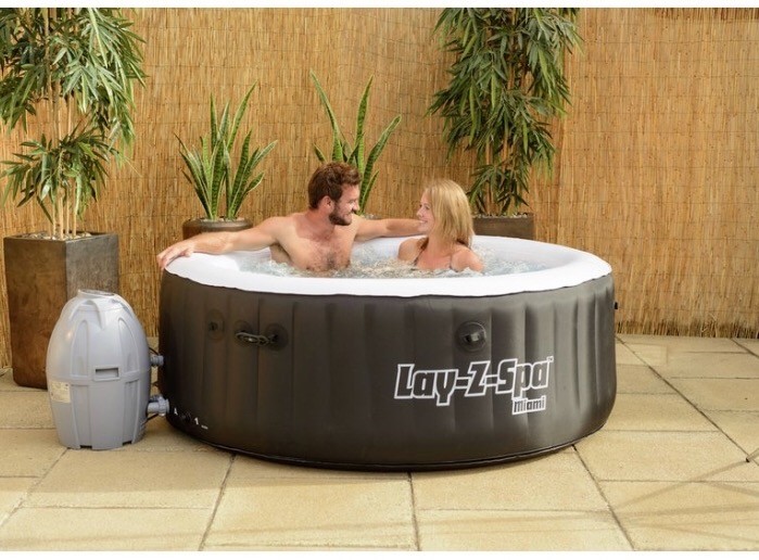 Lazy spa Miami in Fareham, Hampshire Gumtree