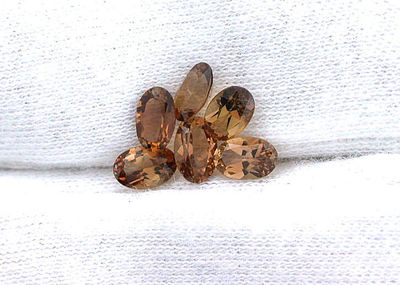 ONE 6x4 6mm x 4mm Oval Natural Golden Topaz Gemstone Gem Stone JMN68