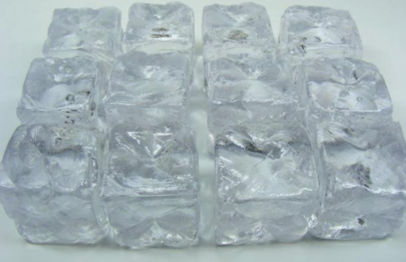 Eiswürfel Attrappen 12 Stück aus Acryl // Fake Eiswürfel
