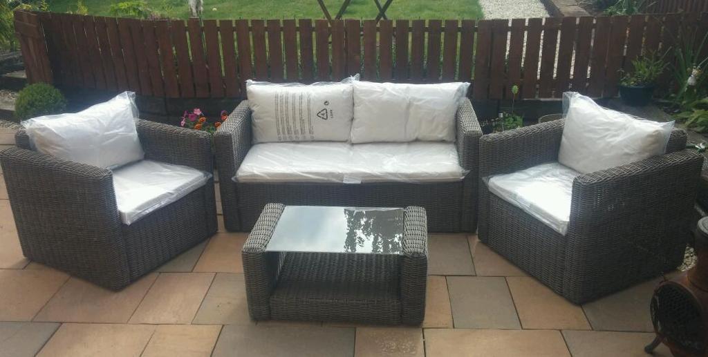 Blooma Soron Rattan Garden Furniture Set - BNIB | in 