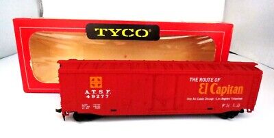 NOS - Tyco HO Santa Fe 50' Steel Plug Door Box Car - NOS
