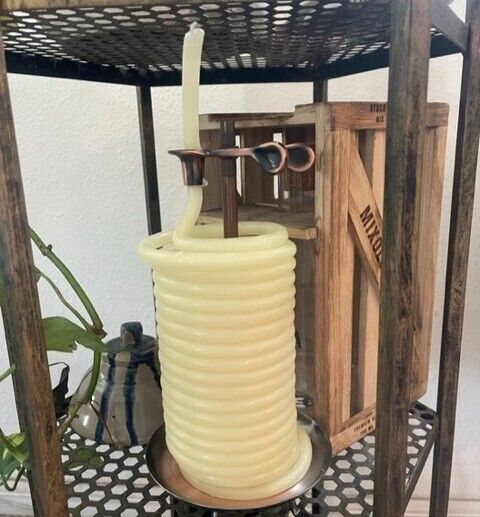 Rustic coil candle