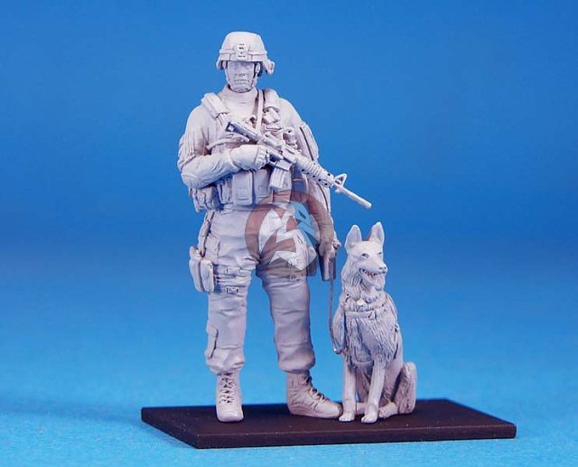 Legend 1/35 Modern US Army K-9 Unit (Military Dog w/Handler