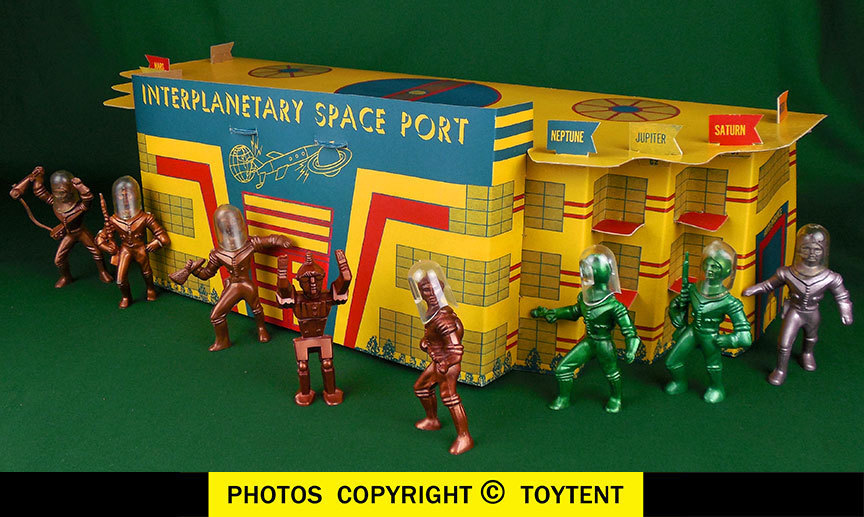 World of Tomorrow Interplanetary Space Port Archer rocket spacemen robot & cars