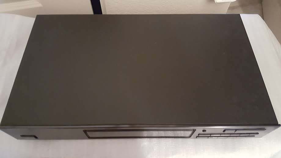 Kenwood KT 59 Digital Synthesized AM/FM Tuner (Vintage)