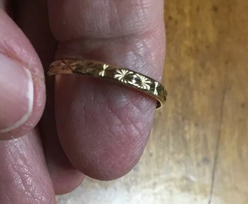 14K Yellow Gold Milor Italy Etched Stars Stacking Band Ring NWOT