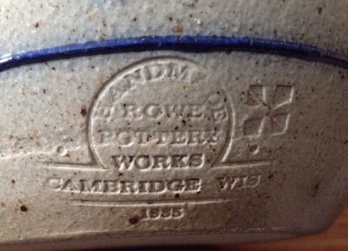 Rowe Pottery Works Salt Glaze PIG Baking Dish / Bowl 1985