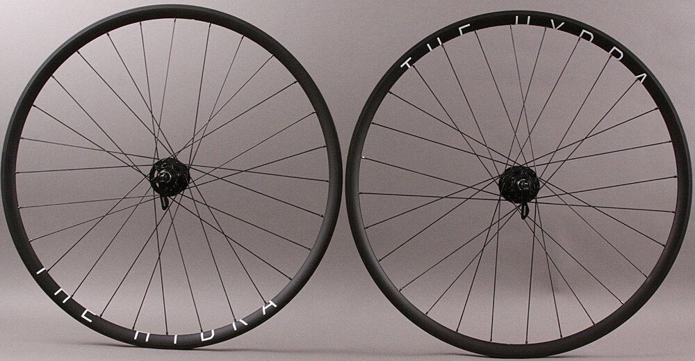 H Plus Son Hydra Road CX Gravel Bike Disc Wheels SRAM 900