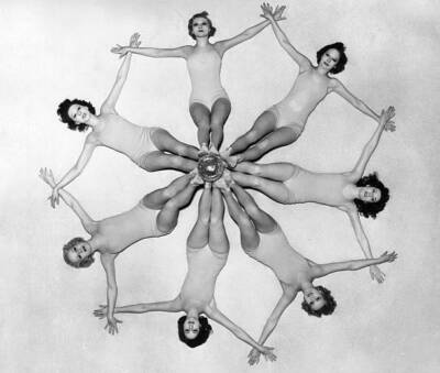 The Albertina Rasch Chorus Girls In Wild Violets 1933 OLD PHOTO