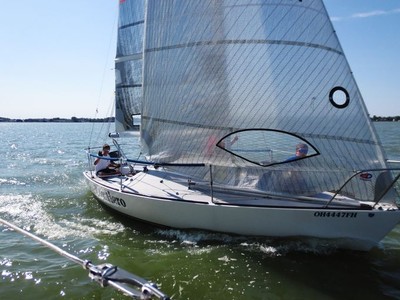 1986 J/24 Sailboat