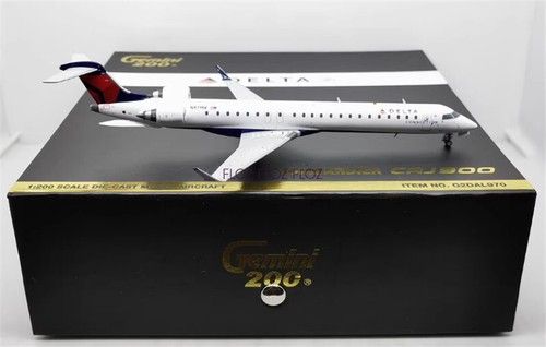 Gemini ジェミニ　bombardier  CRJ900   1/200 $_12.JPG?set_id=880000500F