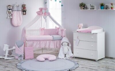 Babybett Tany mit 10-tlg Komplett-Set Bettwäsche Matratze Nestchen Rosa Grau Neu