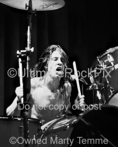 DAVE GROHL PHOTO NIRVANA 8x10 Concert Photo in 1991 by Marty Temme 1C Drums