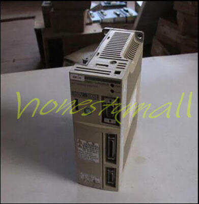 Ein Gebraucht Omron R88D-UP20V Servo Schrauber