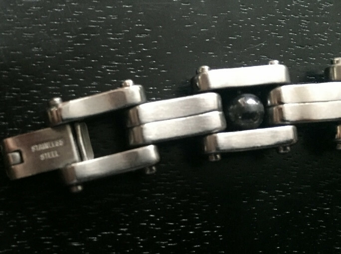 MENS STAINLESS STEEL AND ONYX SQUARE LINK BRACELET