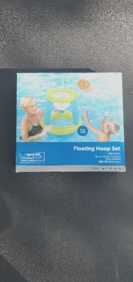 SUMMER WAVES Floating Hoop Set 24.5'' X 21.5'' with 5'' Ball -SLAM DUNK!