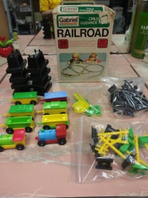 Vintage Rare Gabriel Child Guidance Trains 38 Pieces Lot Read  1960 READ New