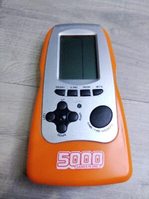 POCKET ARCADE 5000 Games In One Electronic Handheld Game