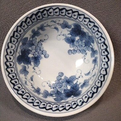 Hand Painted 6'' delftware Bowl Grapes pattern Takakashi GVC Vintage Japanese
