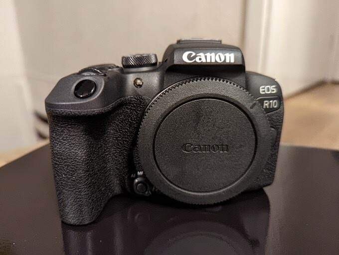 Canon eos R10 + EFRf mount adapter + 50mm f1.8 STM. in Strathpeffer